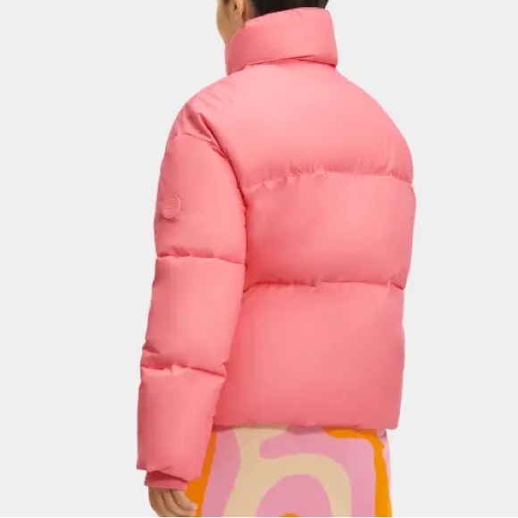 New with tags UGG Vickie pink Puffer Jacket. Size M - Picture 4 of 13